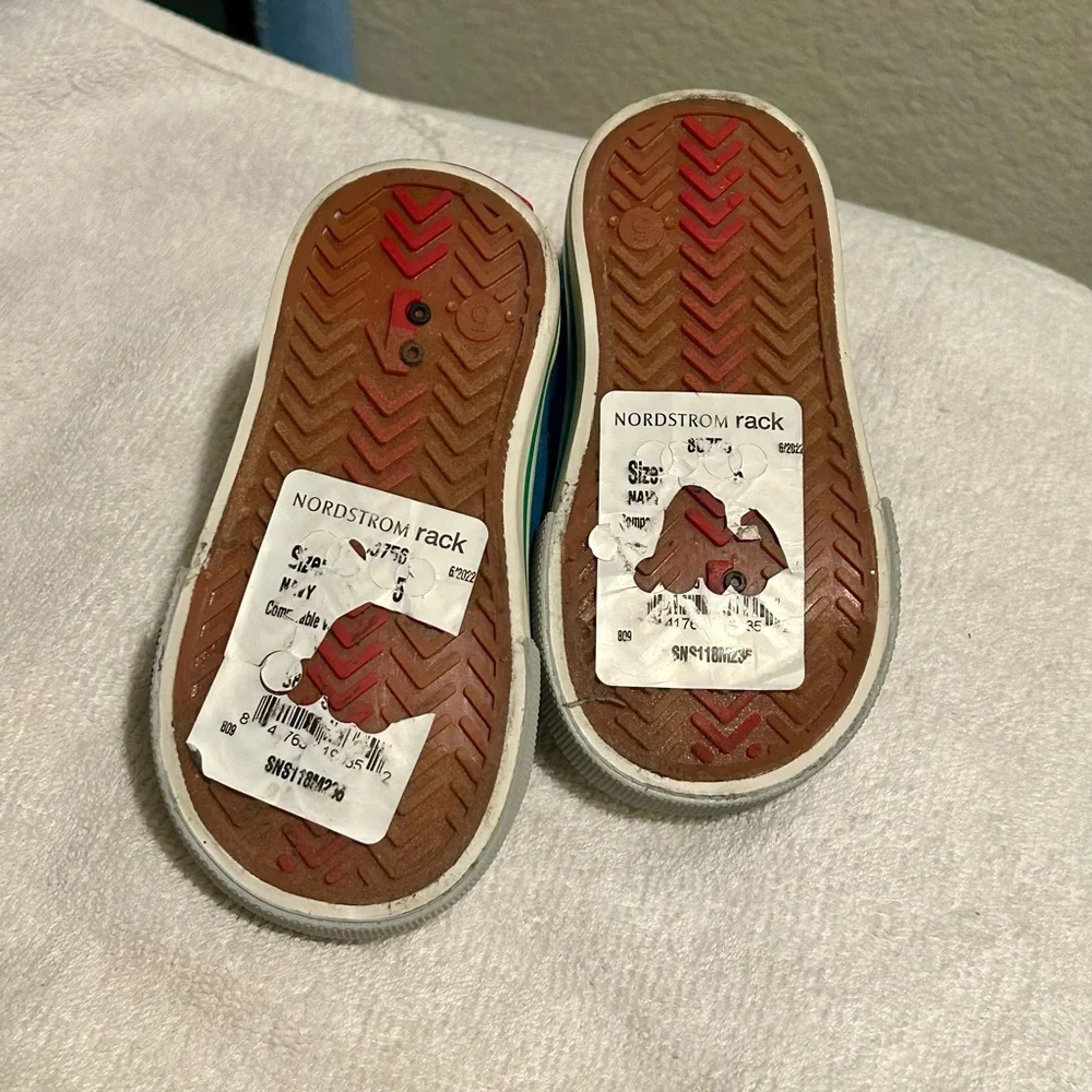 Nordstrom Rack Baby shoes - Picture 4 of 4